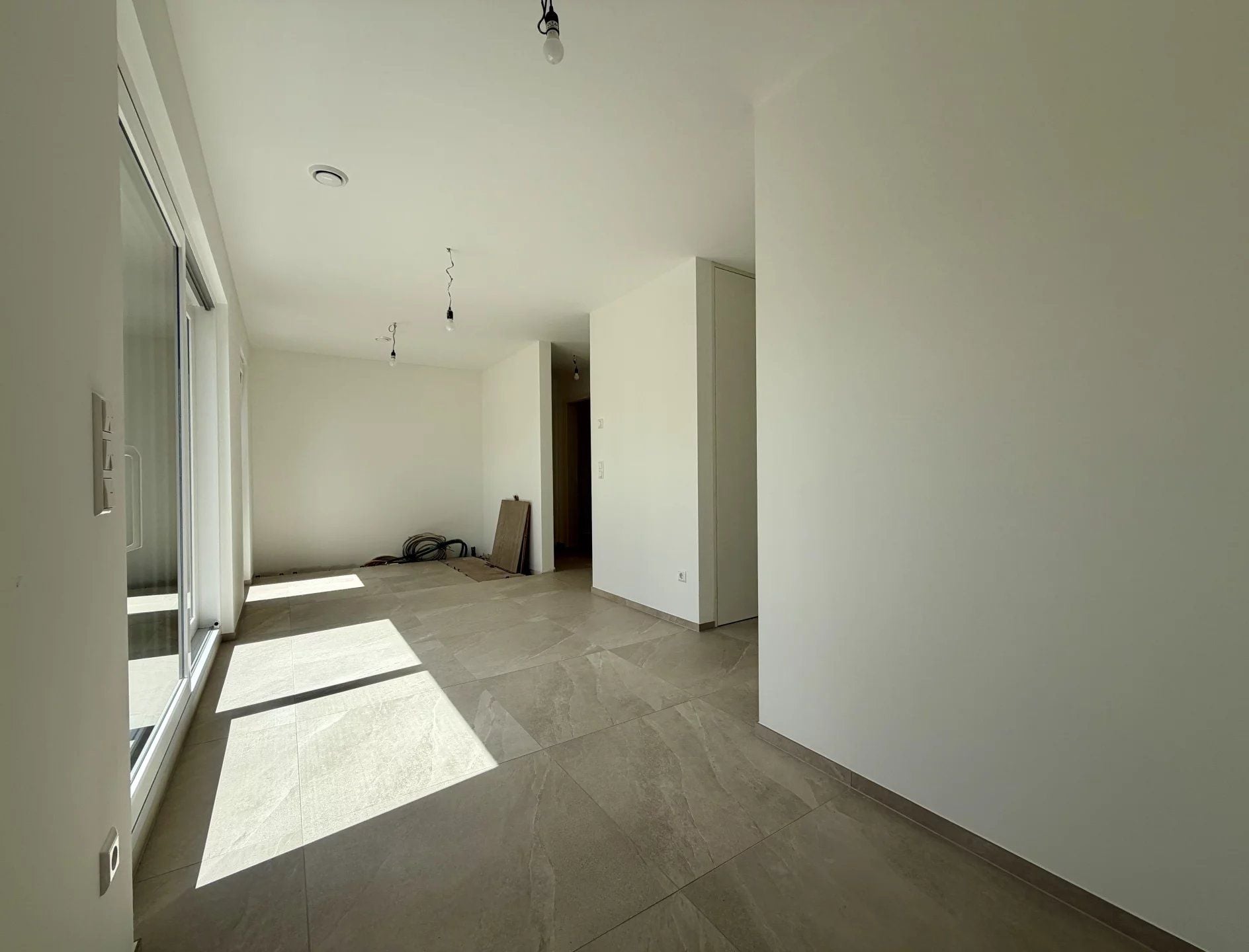 New penthouse in a central location of Livange - More