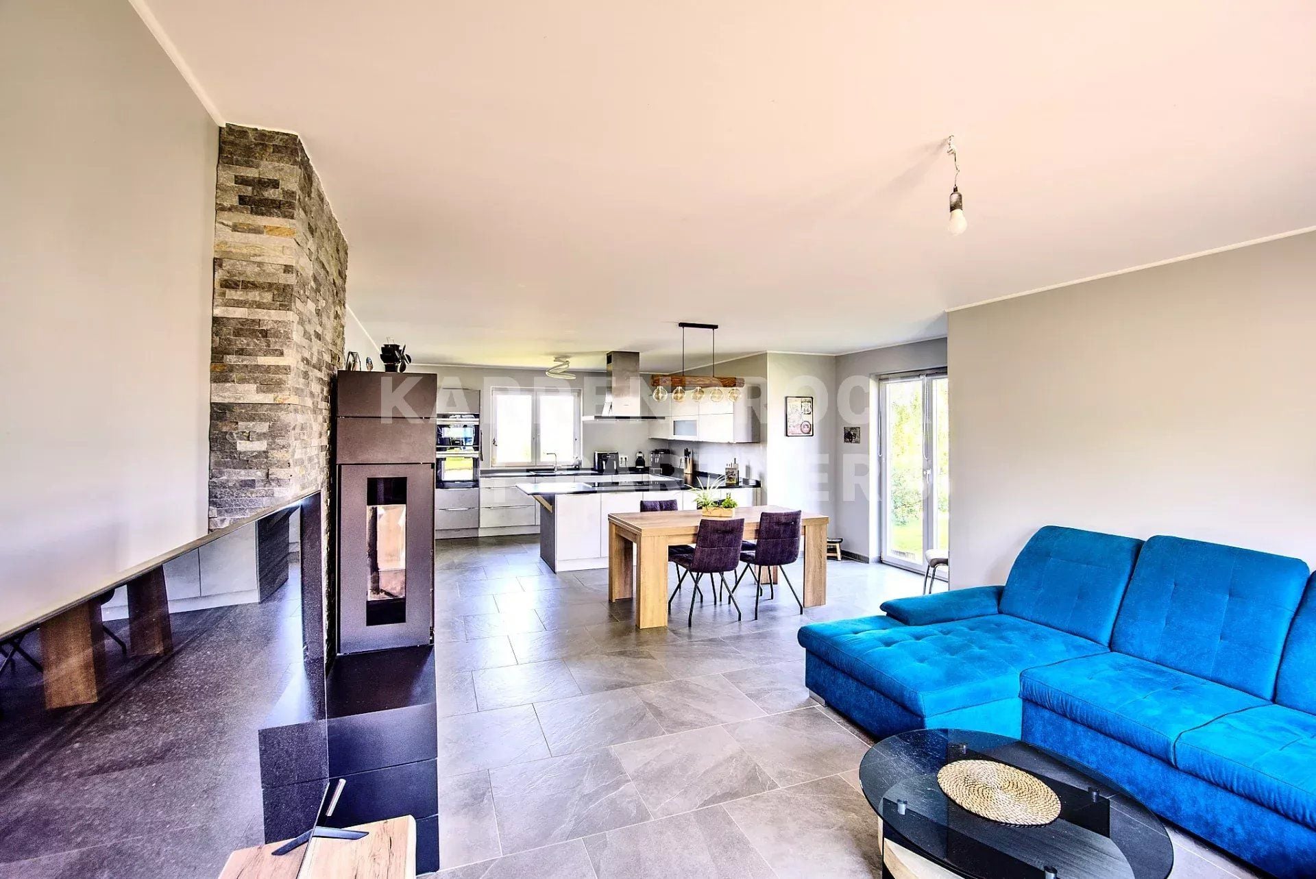 A spacious property with stunning views: 7 rooms and an XXL garden in Merzkirchen - Ansicht 6