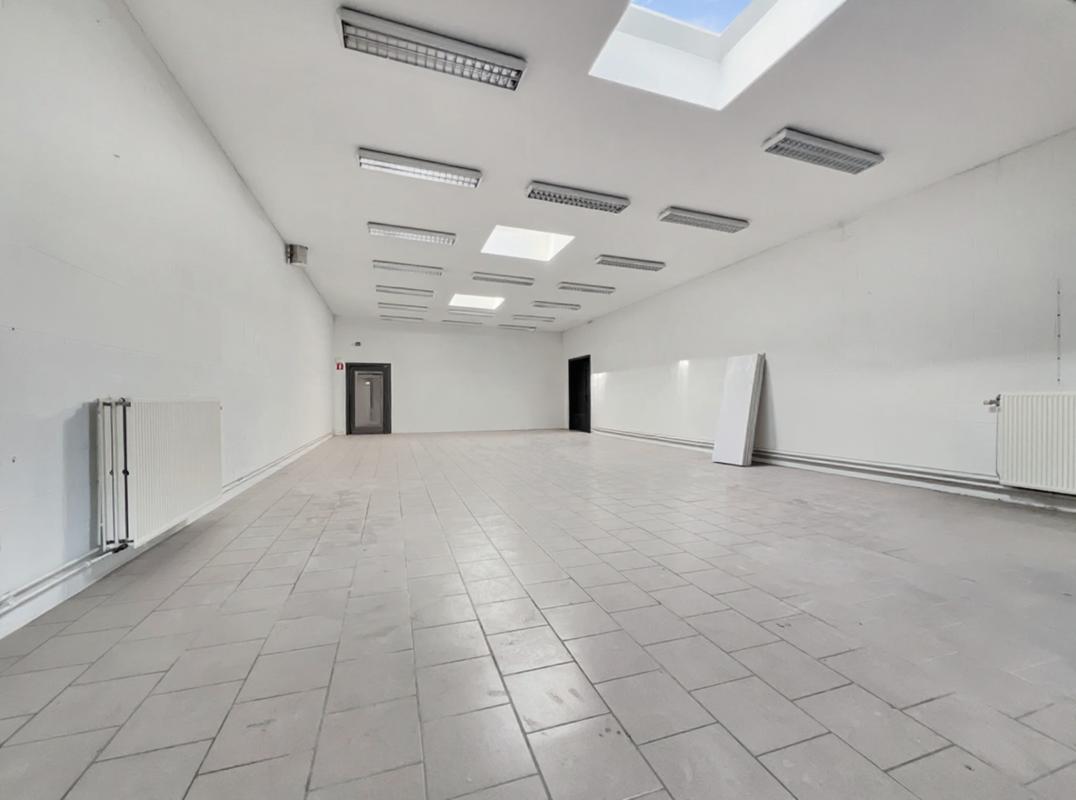 Commercial property in Wanze - Aanzicht 4
