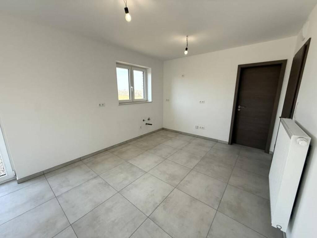 4-bedroom House in Ciney - Aanzicht 5