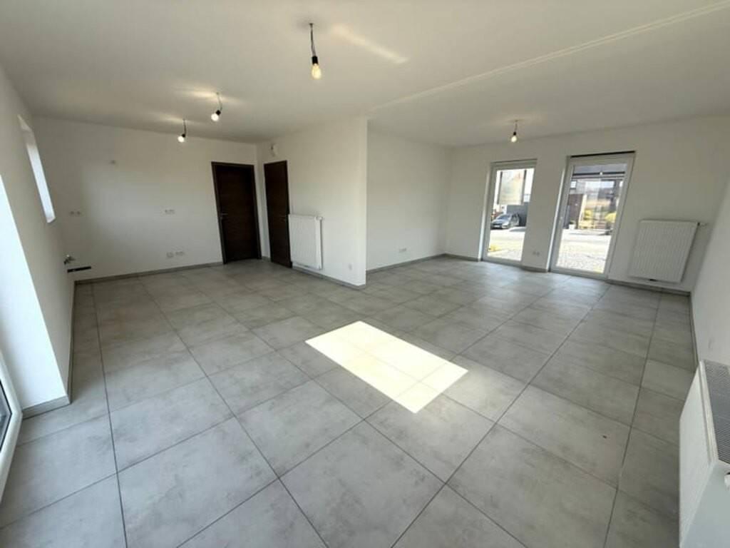 4-bedroom House in Ciney - Aanzicht 3