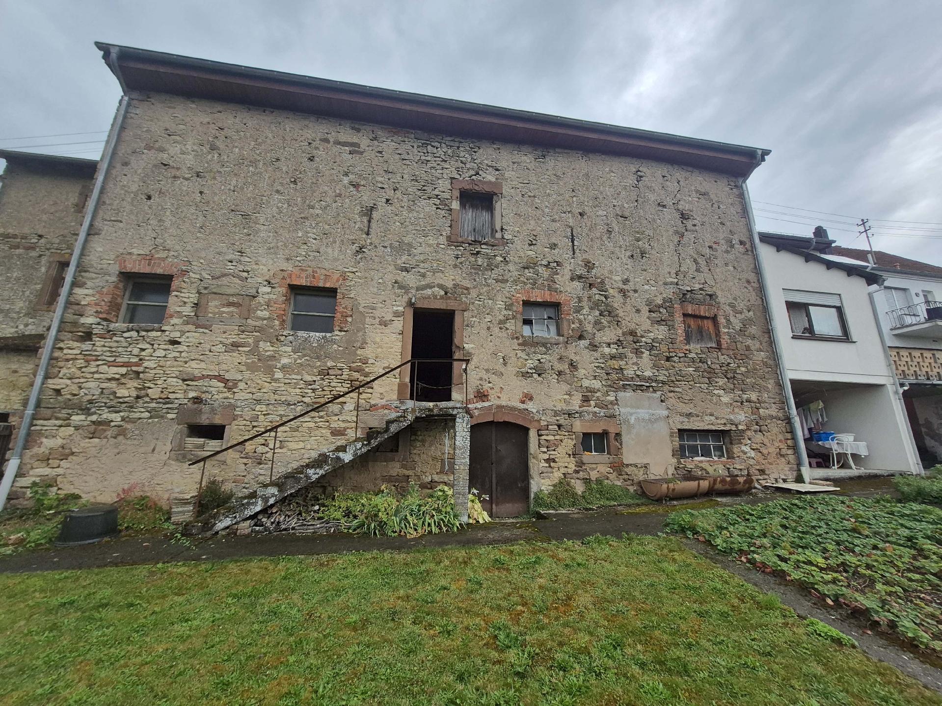6-bedroom House in Merzig - Ansicht 2