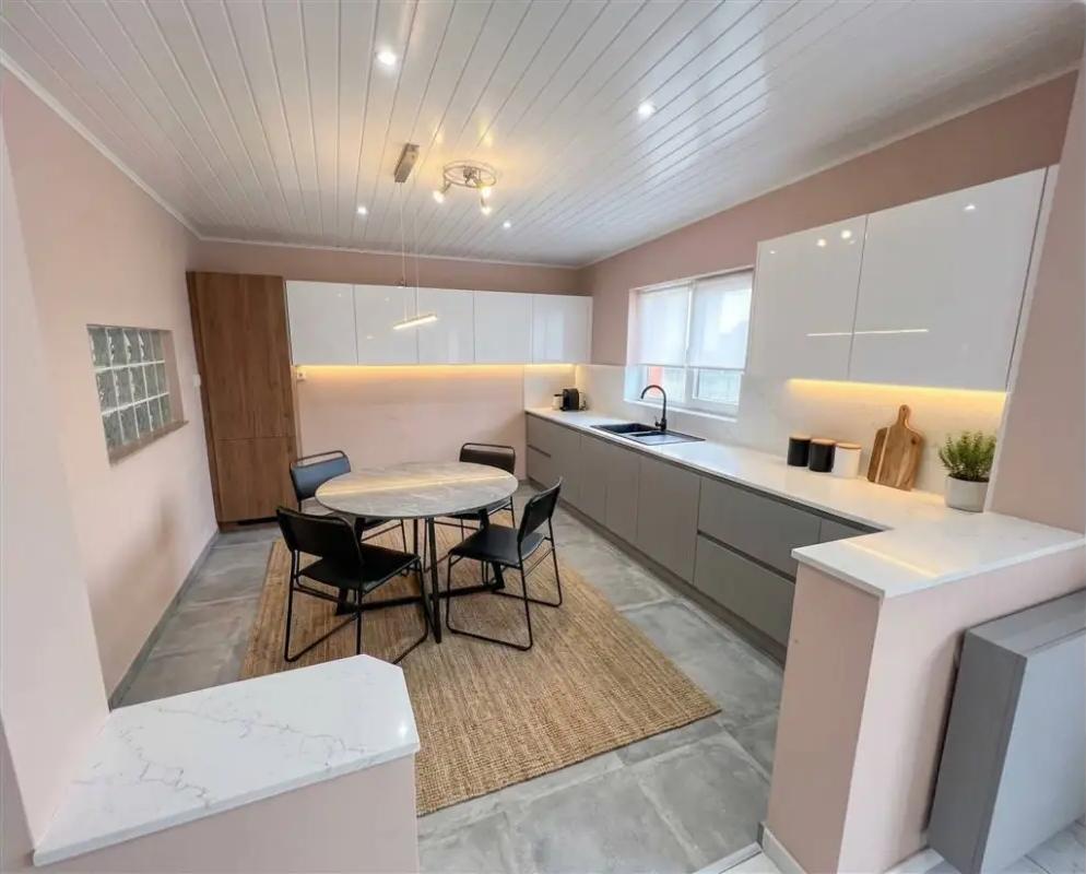 3-bedroom House in Charleroi - Aanzicht 5