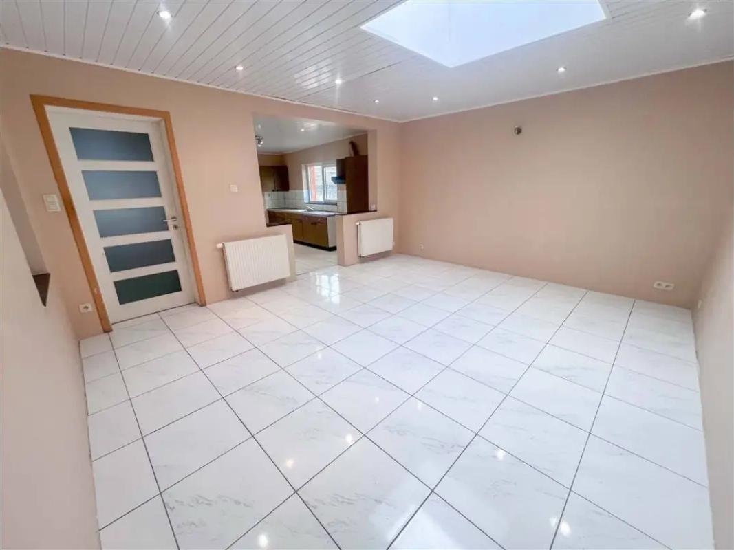 3-bedroom House in Charleroi - Aanzicht 3