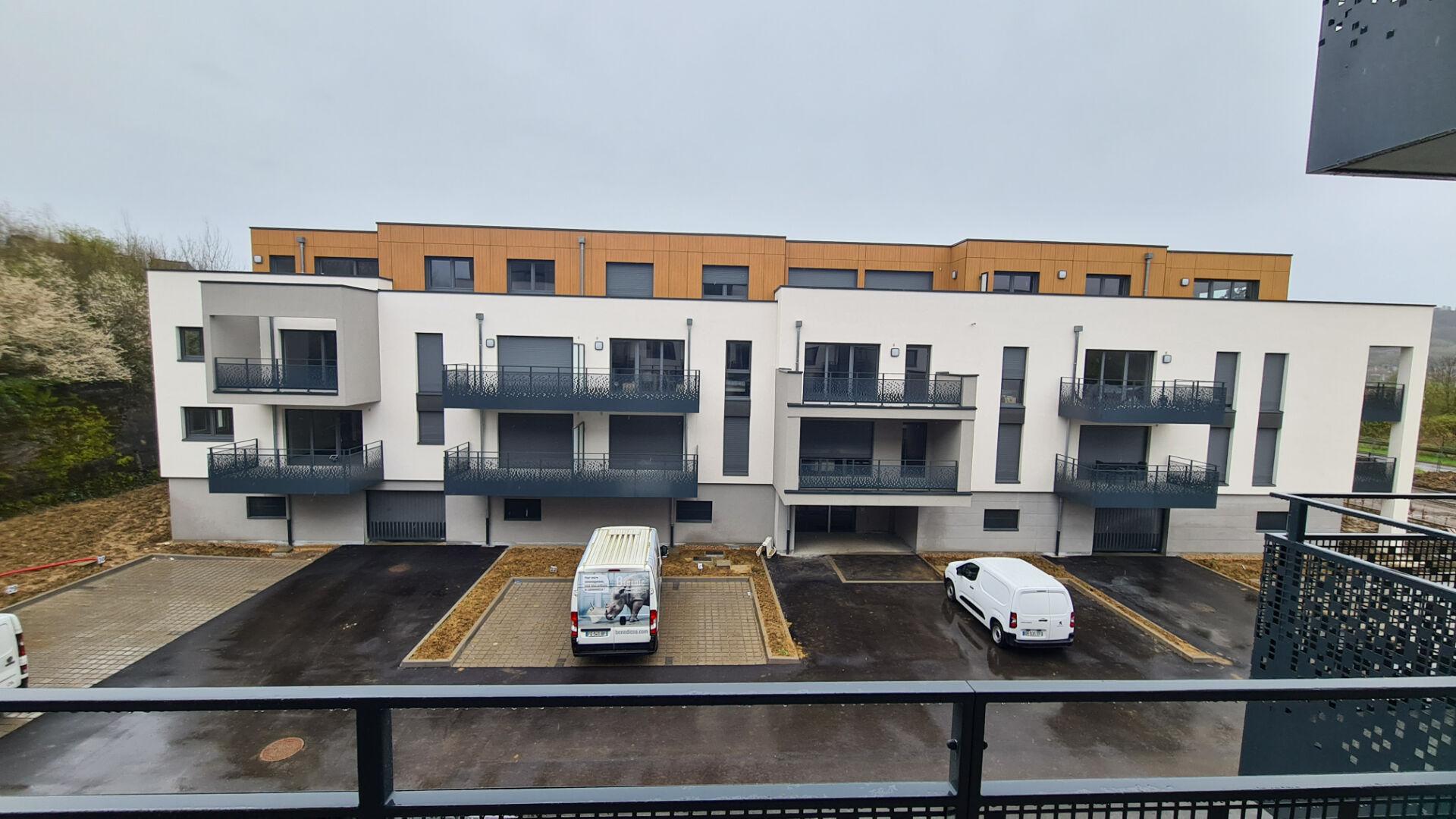 2-bedroom Apartment in Mont-Saint-Martin - Vue 4