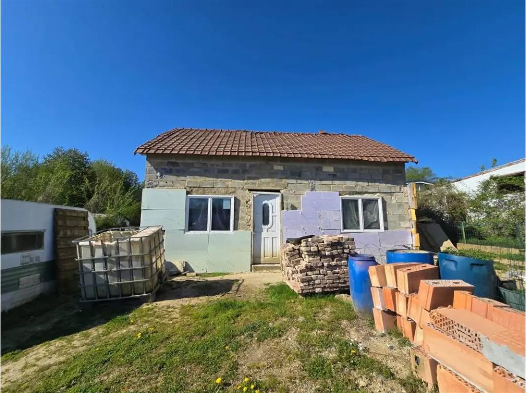 2-bedroom House in Hastière - Aanzicht 4