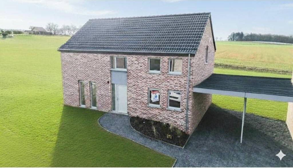 4-bedroom House in Ciney, Ciney