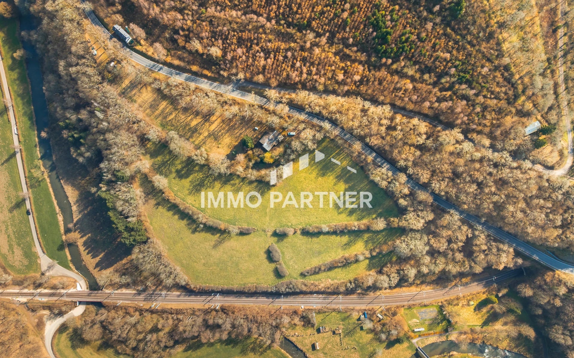 Οικόπεδο, 18250 m²