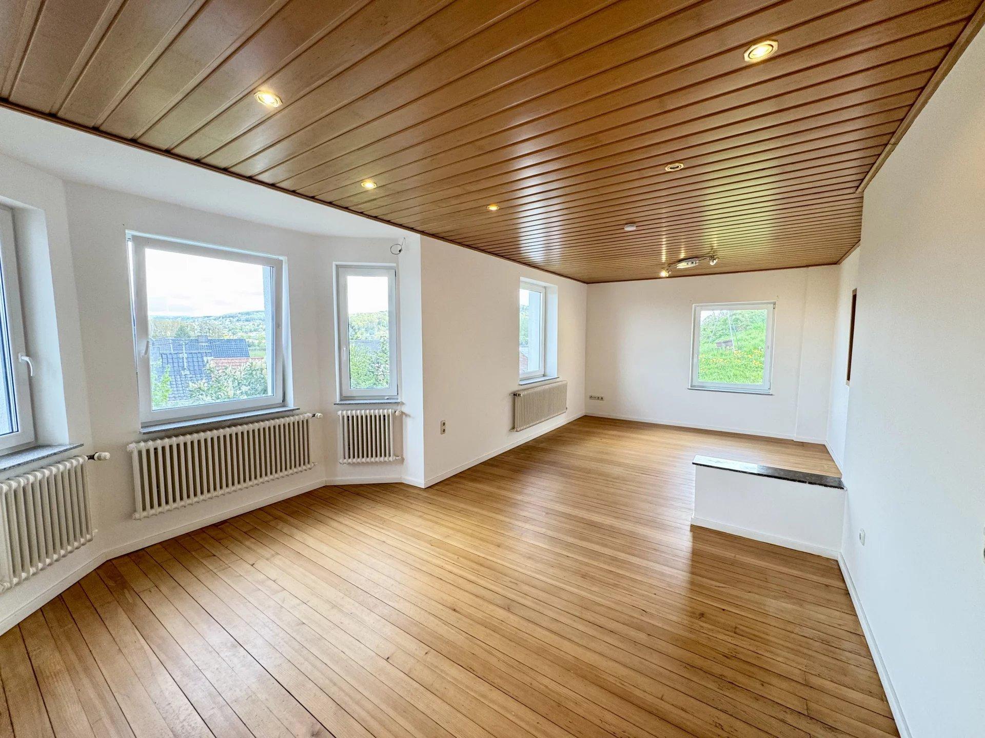 Living with a View – Renovated Heritage Villa with Character in Merzig – Hilbringen - Ansicht 5