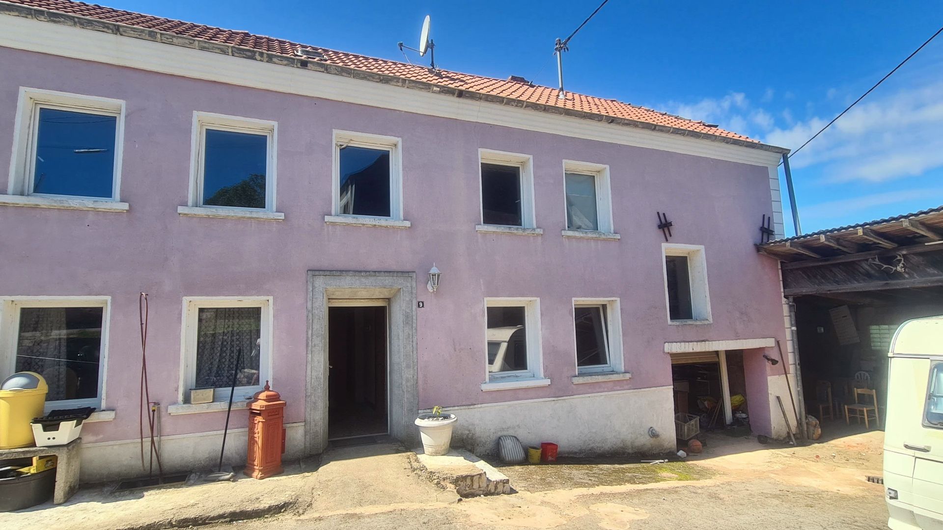 5-bedroom House in Mettlach - Ansicht 2