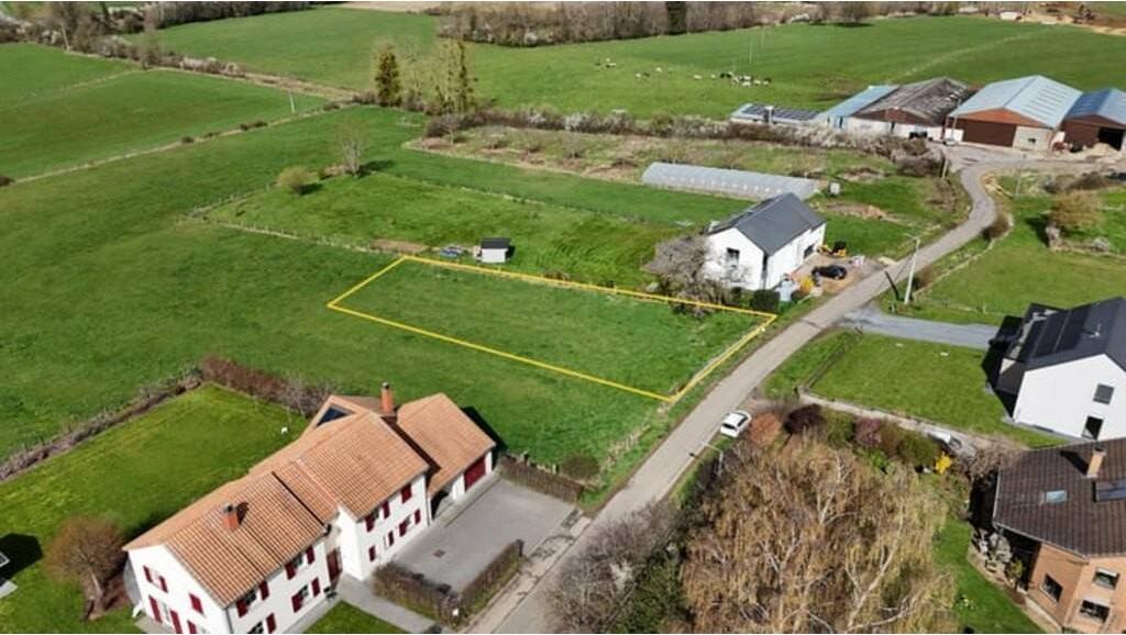 Land in Virton, Virton