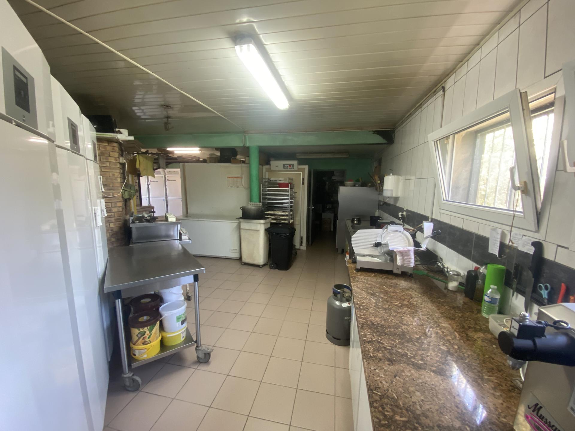 Commercial property in Cosnes-et-Romain - Vue 6