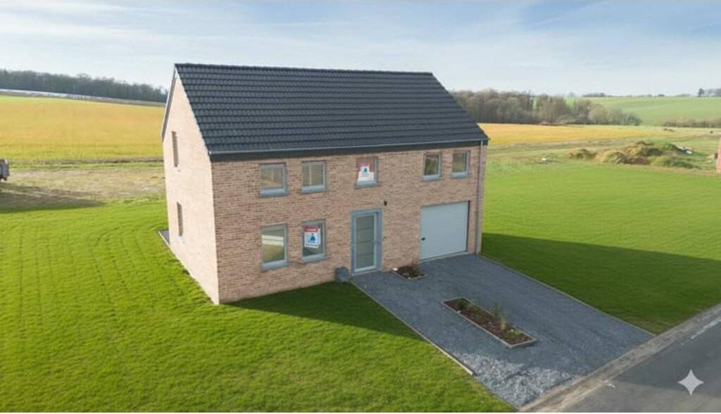 3-bedroom House in Ciney, Ciney