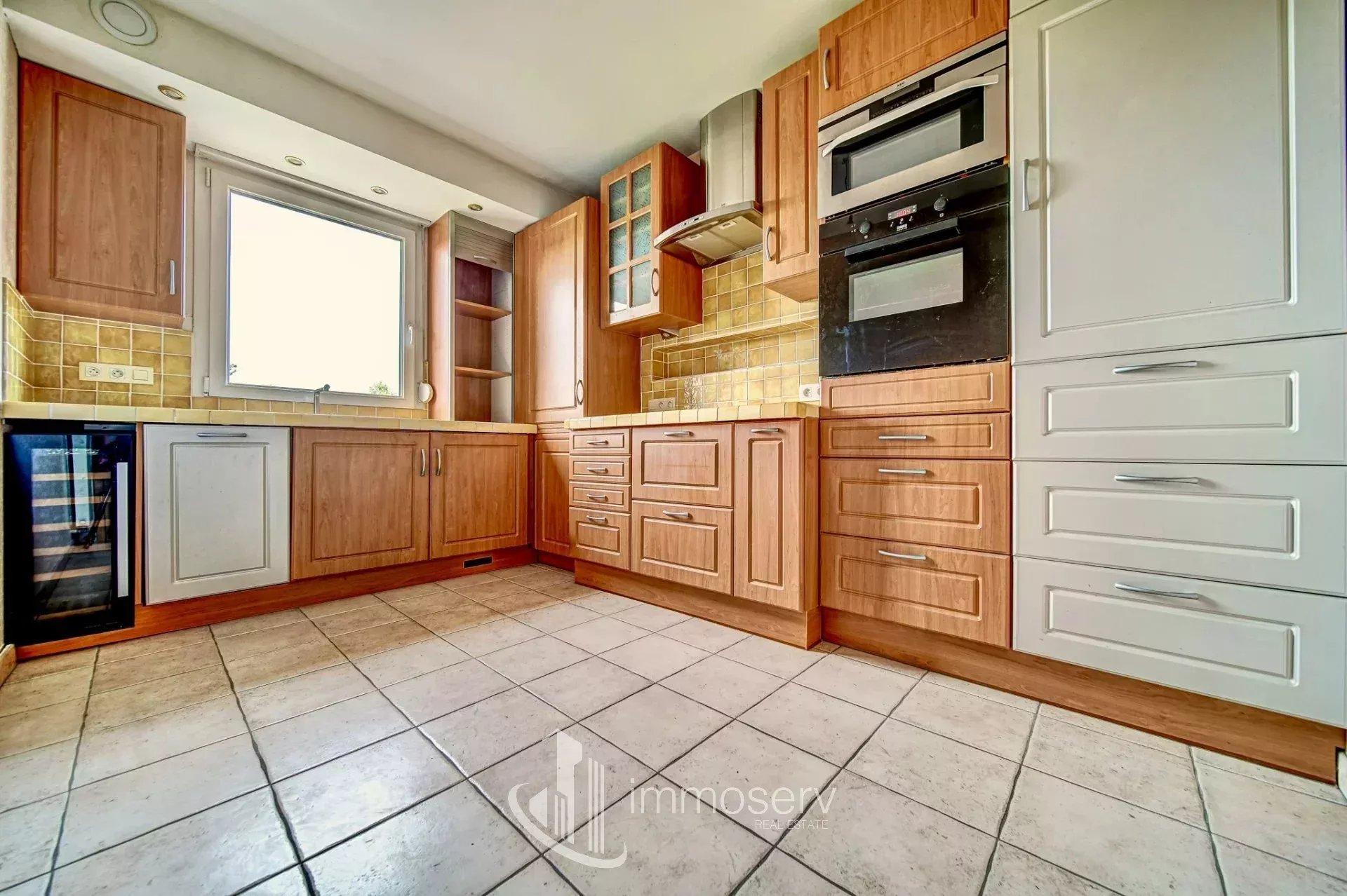 Appartement – Thionville, Saint-François, Moselle - Plus