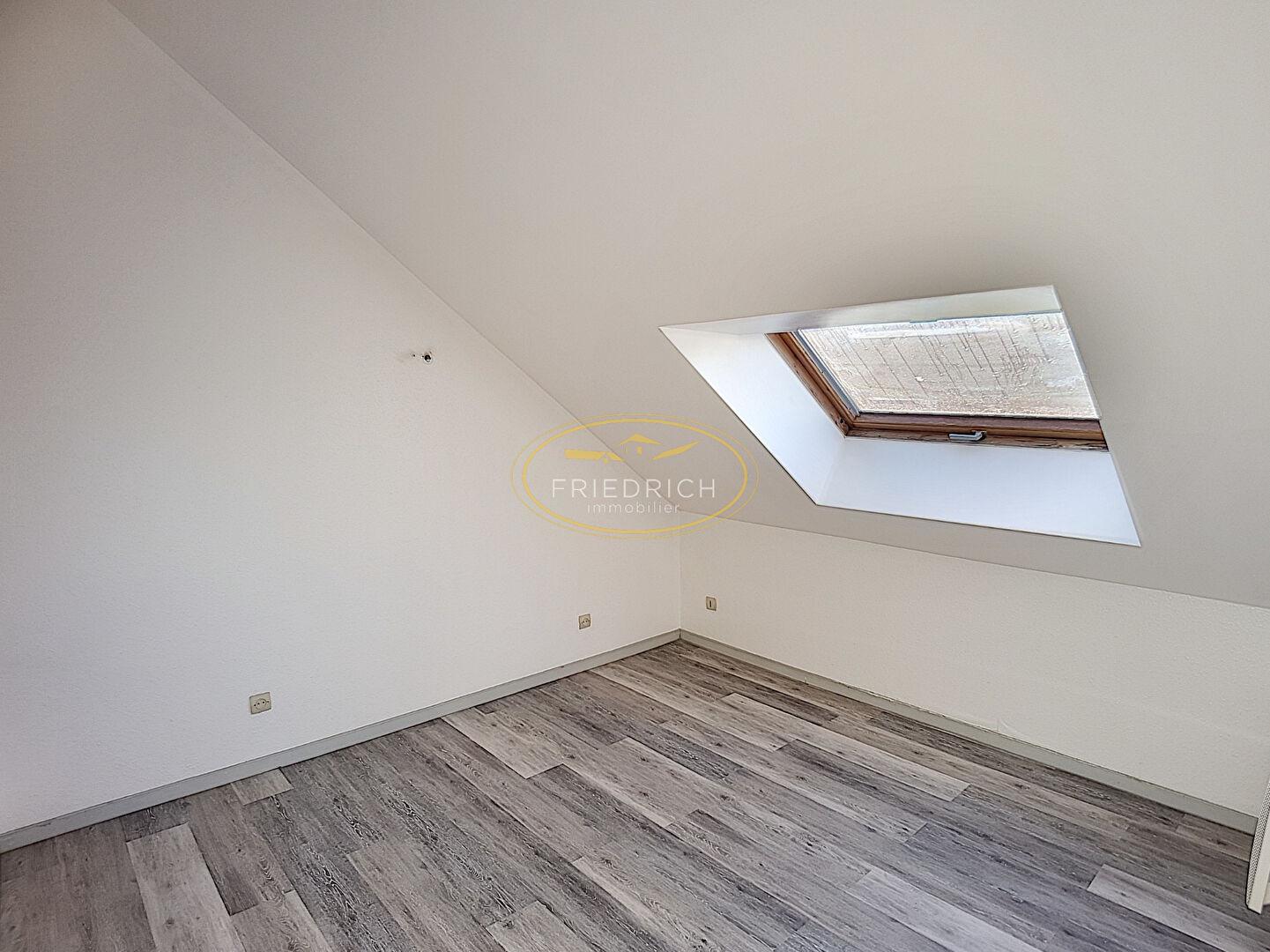 6-bedroom Commercial property in Bar-le-Duc - Plus