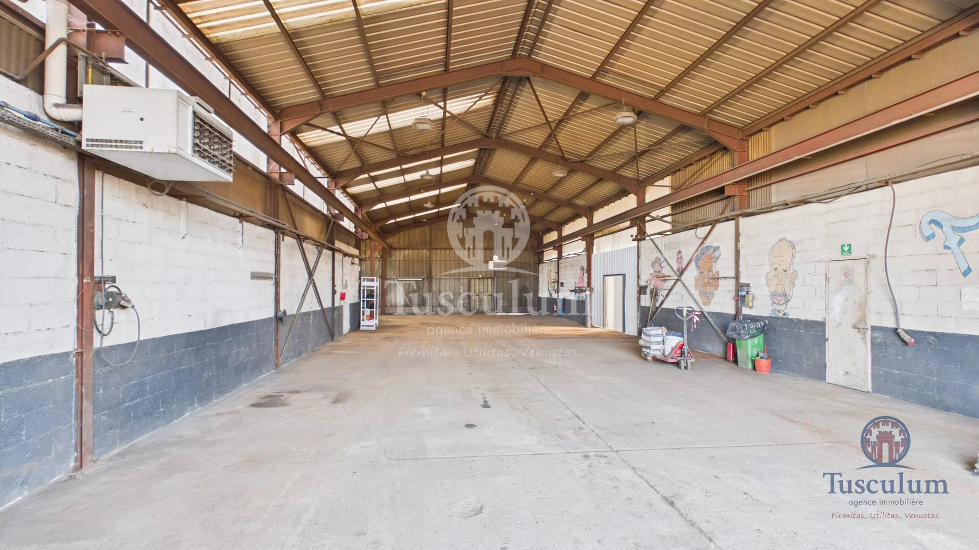 À LOUER – DÉPÔT / ATELIER DE 700 m² – METZERVISSE - Vue 2