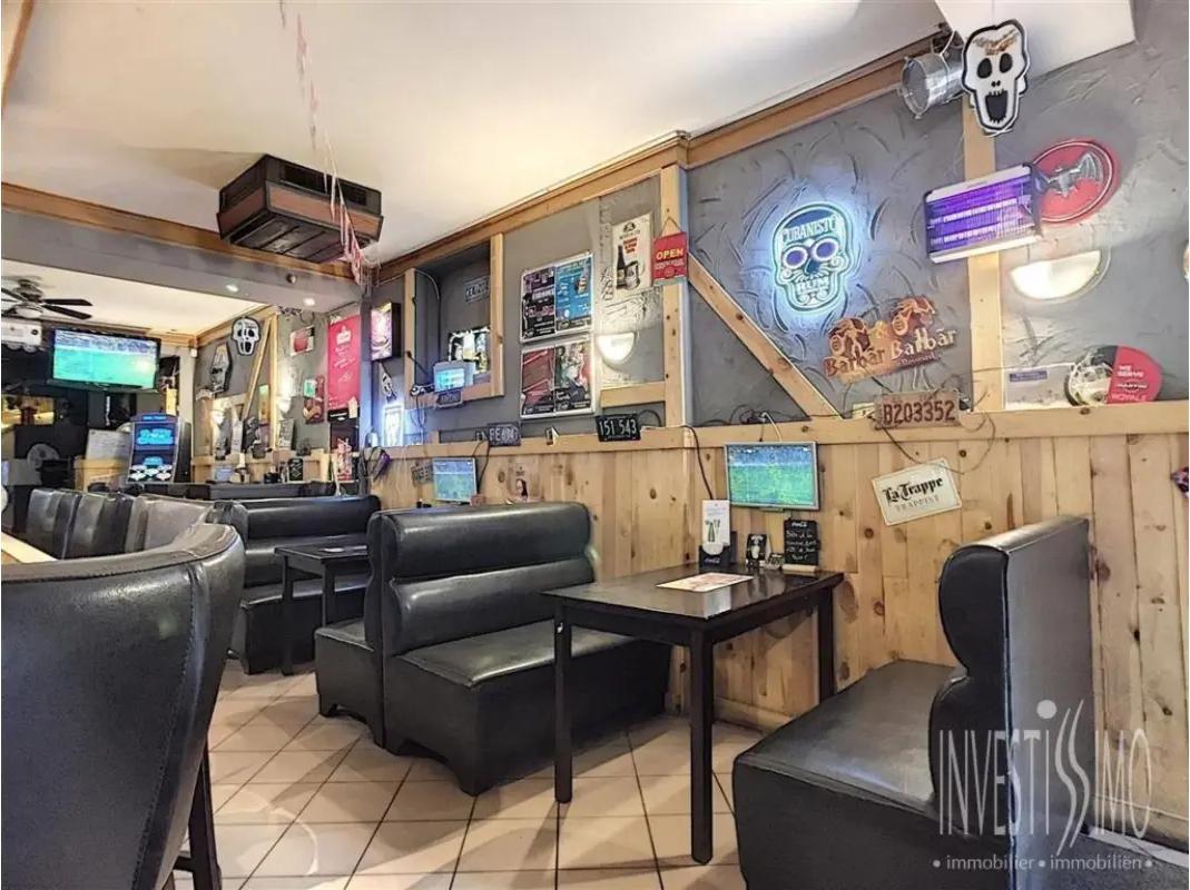3-bedroom Commercial property in Enghien - Aanzicht 2