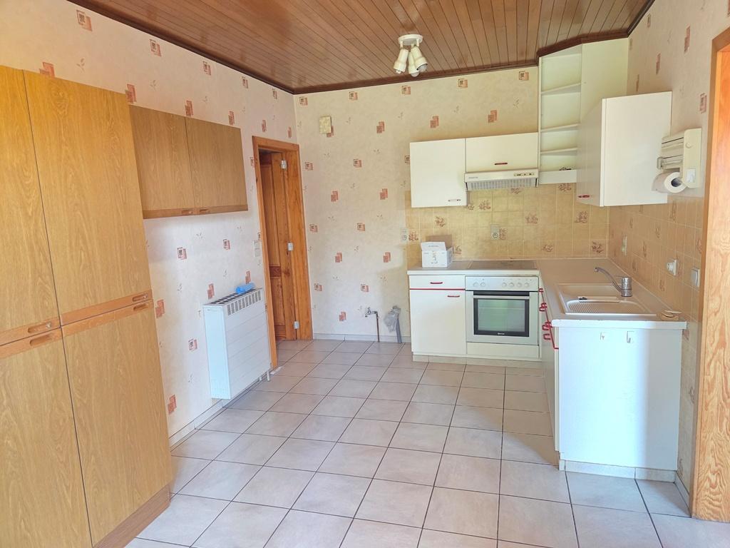 6-bedroom House in Chiny - Meer