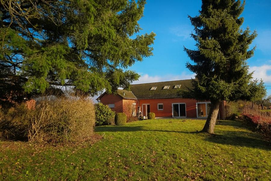 6-bedroom House in Chiny, Chiny