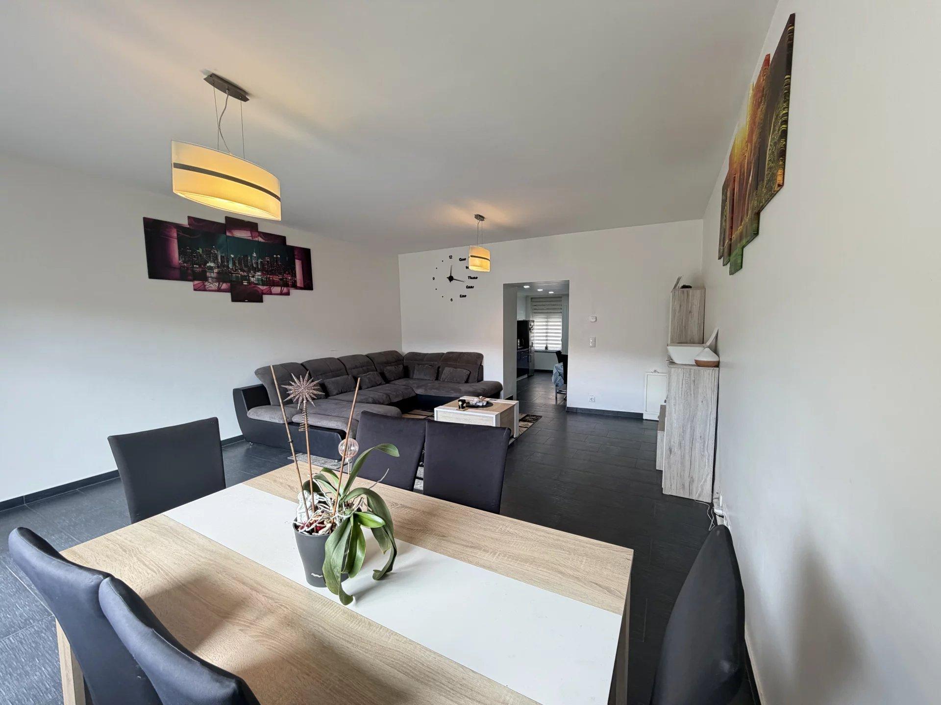 Maison mitoyenne spacieuse à vendre – Quartier calme - More