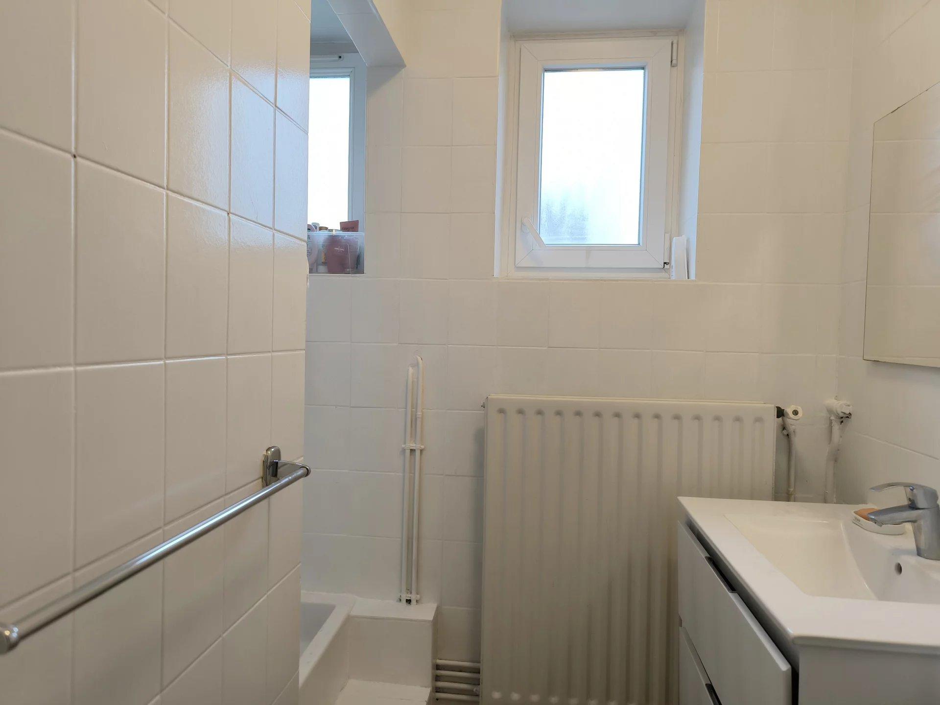 Apartment in Thionville, Place du Luxembourg, Moselle - Plus