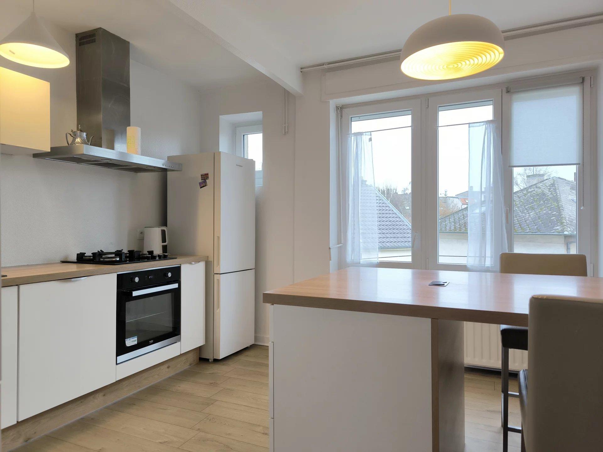 Apartment in Thionville, Place du Luxembourg, Moselle - Vue 3