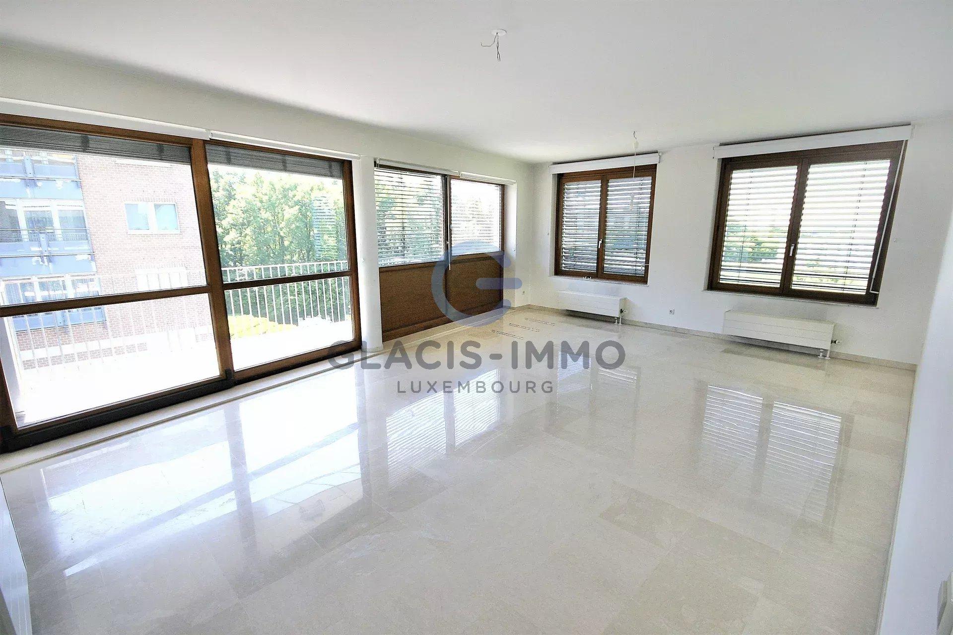 Apartment - 2 bedrooms - Luxembourg-Kirchberg - Vue 3