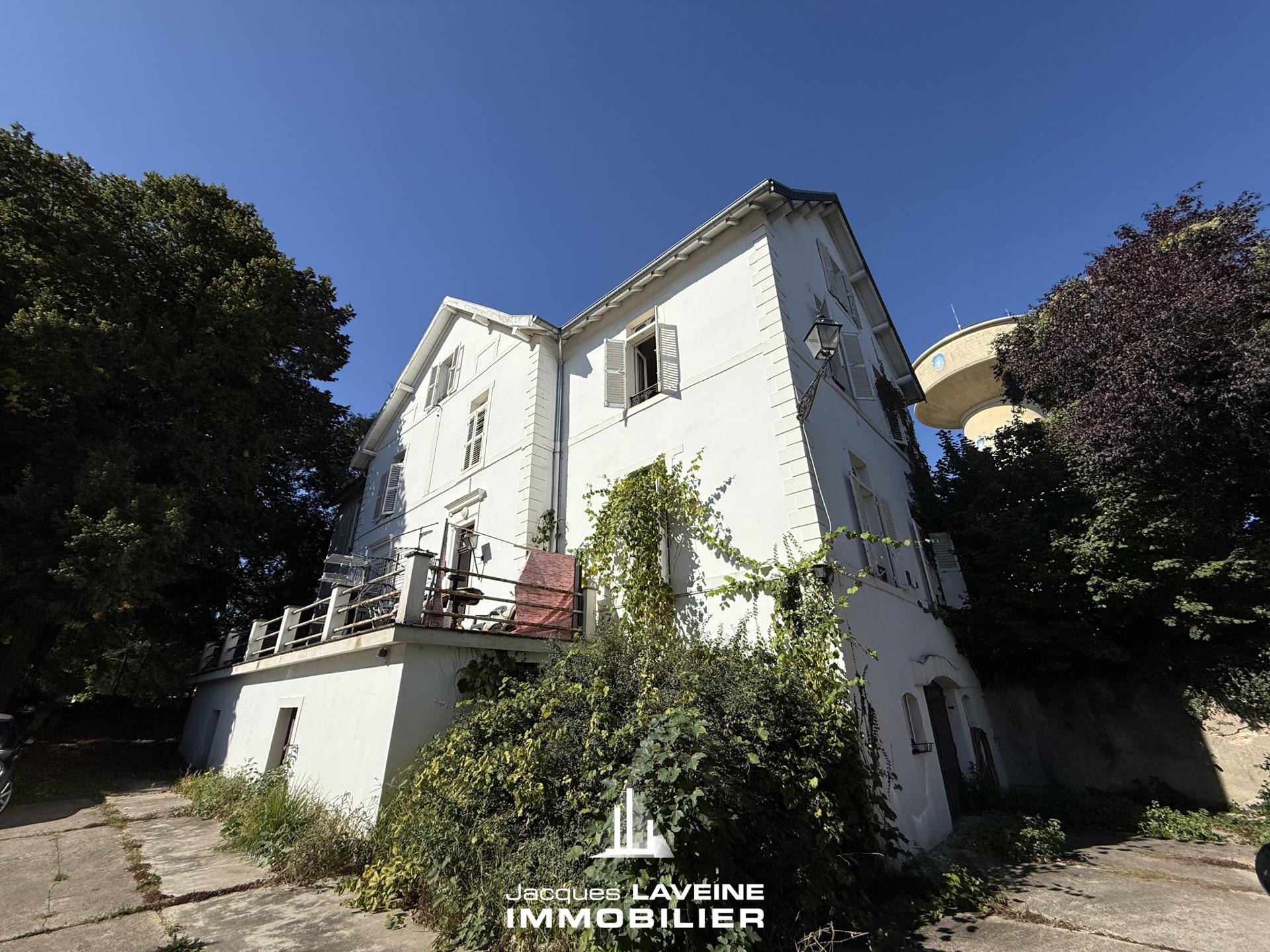 5-bedroom House in Pagny-sur-Moselle - Plus