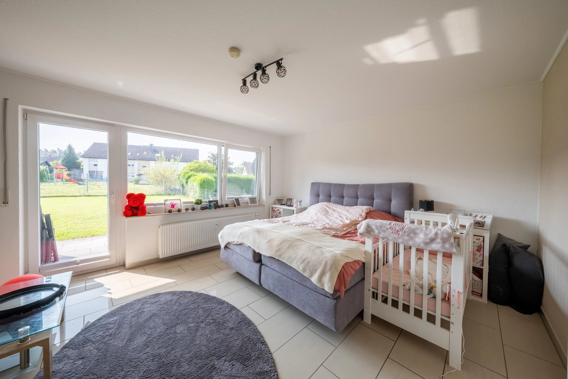 Spacious two-family house with great plot! - Ansicht 5
