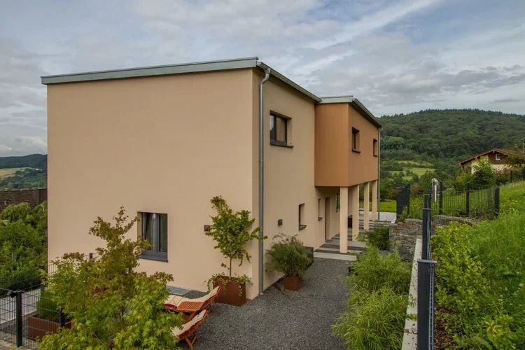 Villa in der Eifel in einzigartiger Höhenlage ! - Ansicht 3