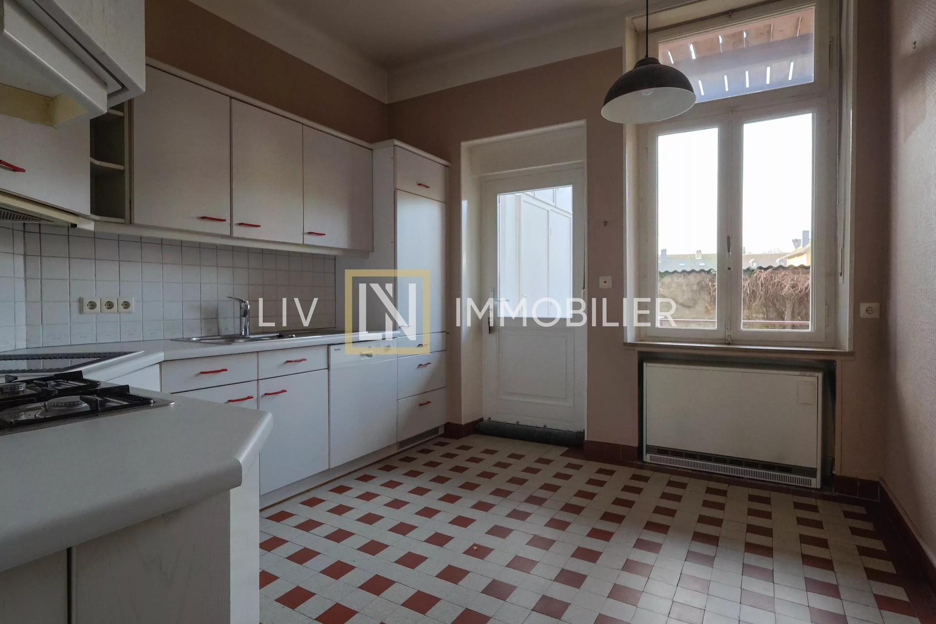 5-bedroom House in Diekirch - Plus