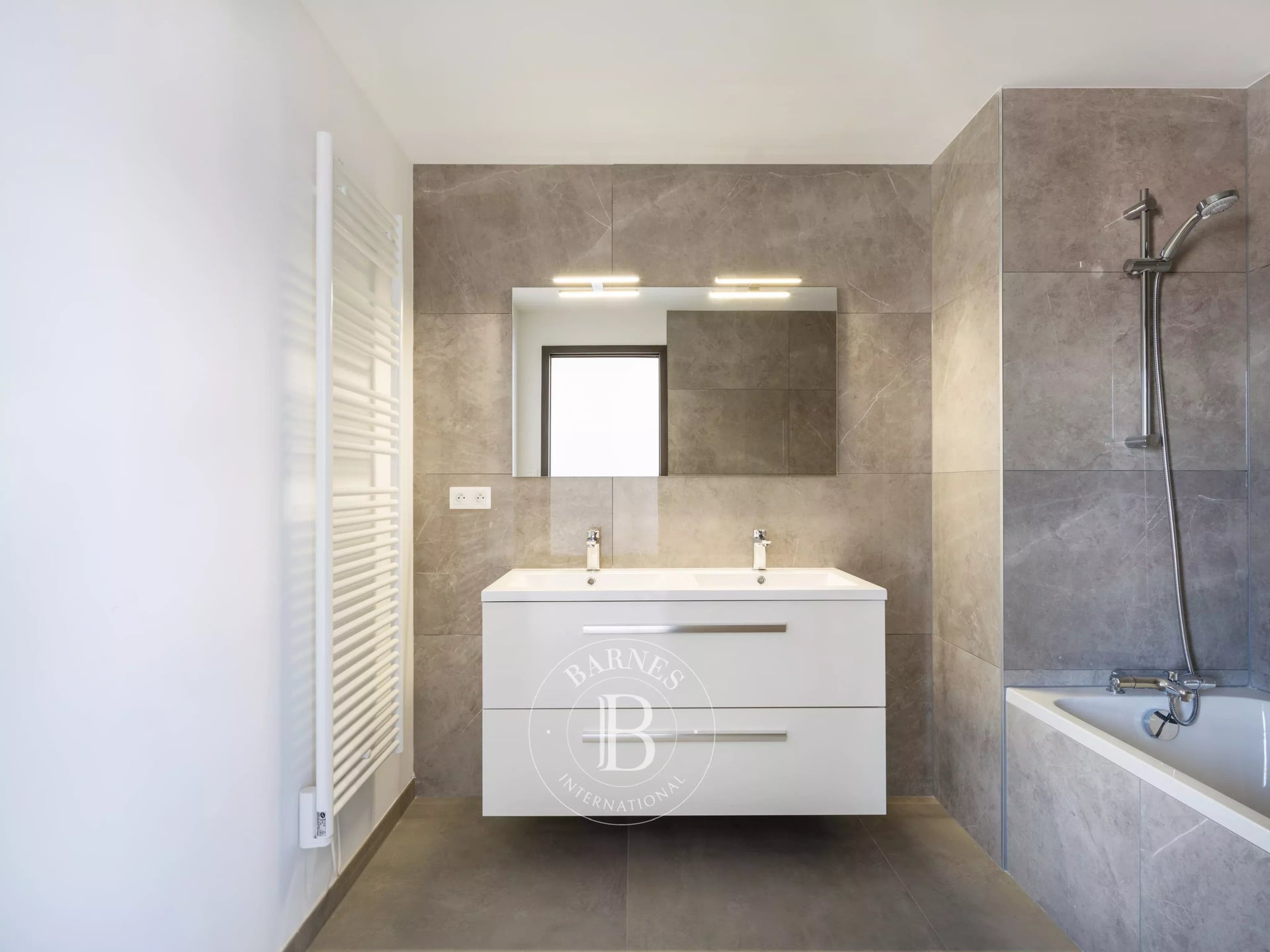 Appartement – Metz, Quartier de l'Amphithéâtre, Sablon - Plus