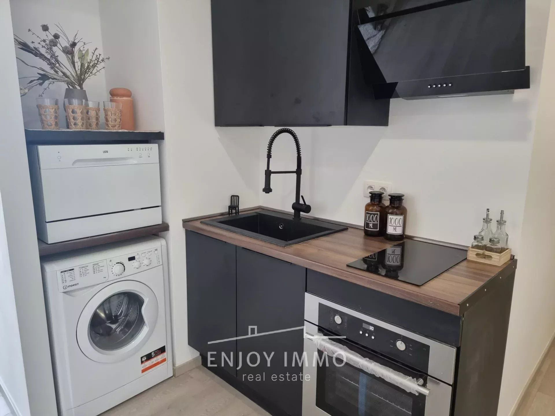 Furnished one-bedroom apartment with terrace - Aanzicht 5