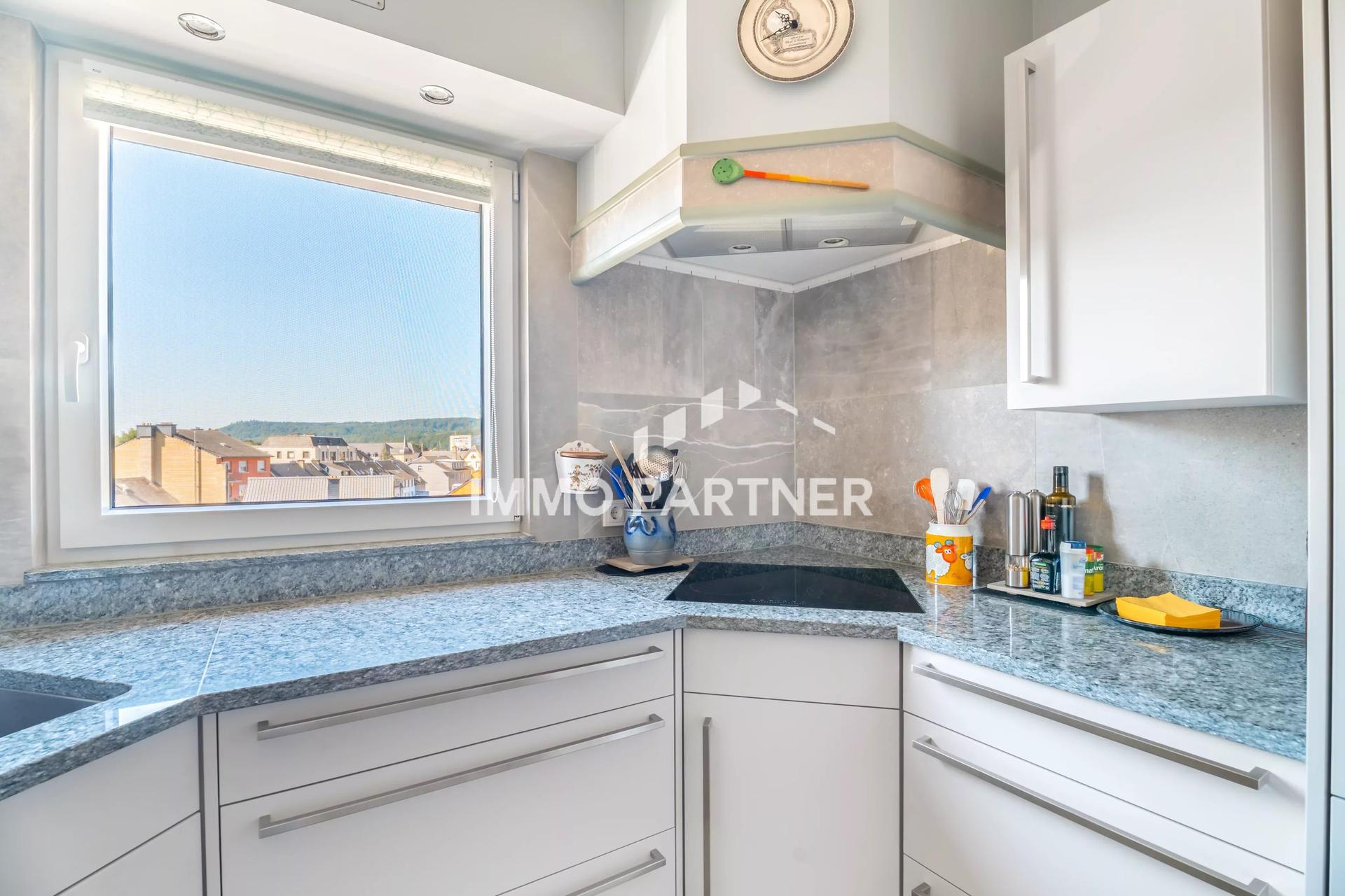 Bright 2-bedroom apartment with garage - View 6