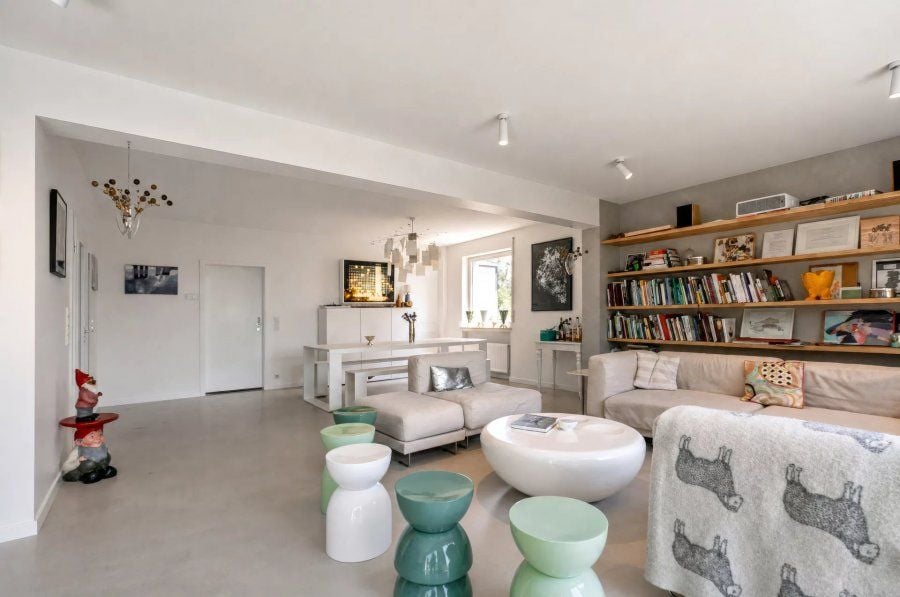 Maison, 255 m²